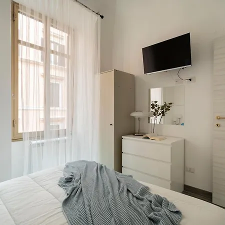 Flat 07 - New Opening * 罗马